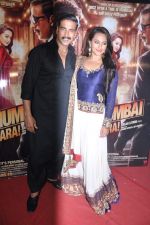 Akshay Kumar, Sonakshi Sinha at Once Upon a Time in Mumbai promotion in Filmistan, Mumbai on 18th July 2013 (11).JPG